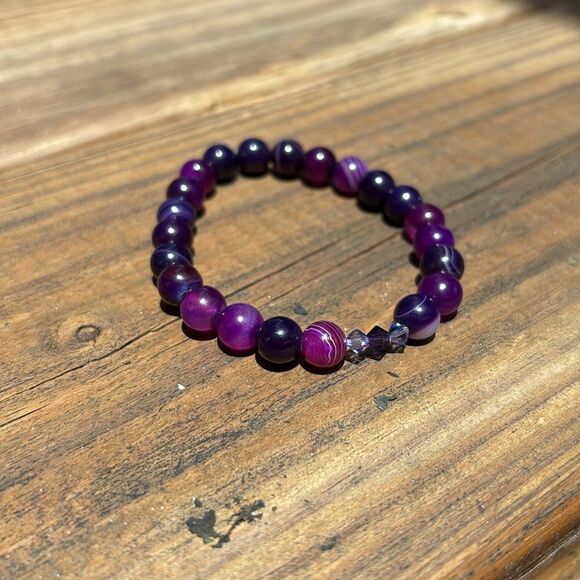 Elegant Purple banded agate Beaded Bracelet Swarovski crystals 7” average wrist - Picture 1 of 5